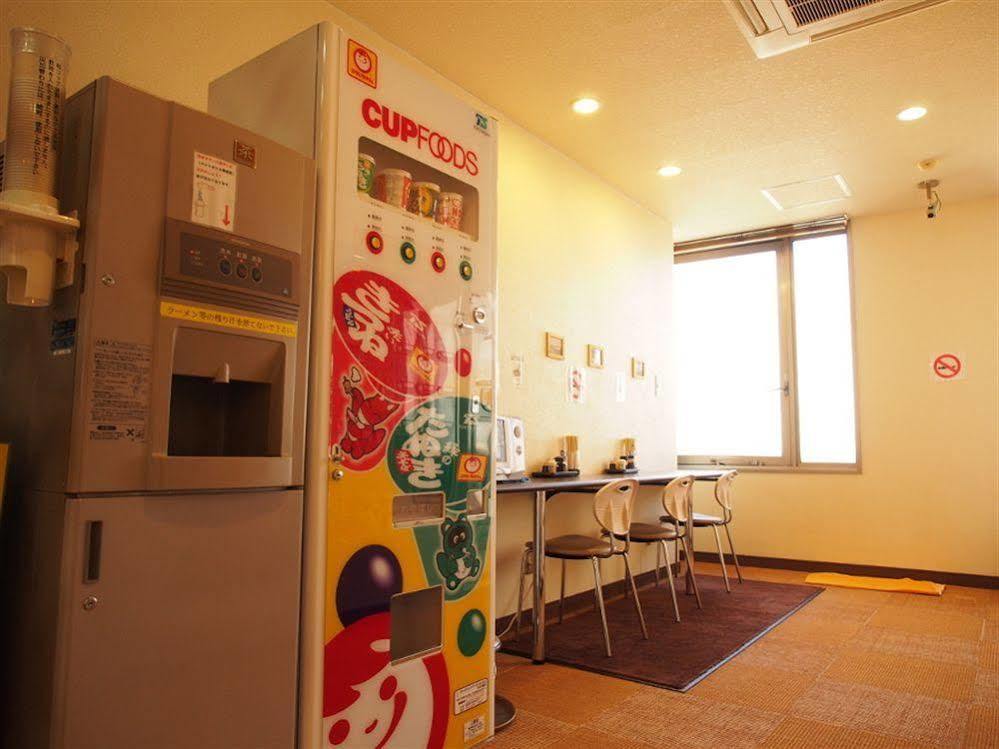 Ueno Station Hostel Oriental 1 Male Only Токио Экстерьер фото
