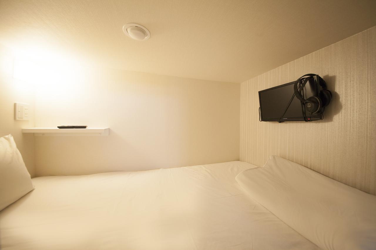 Ueno Station Hostel Oriental 1 Male Only Токио Экстерьер фото