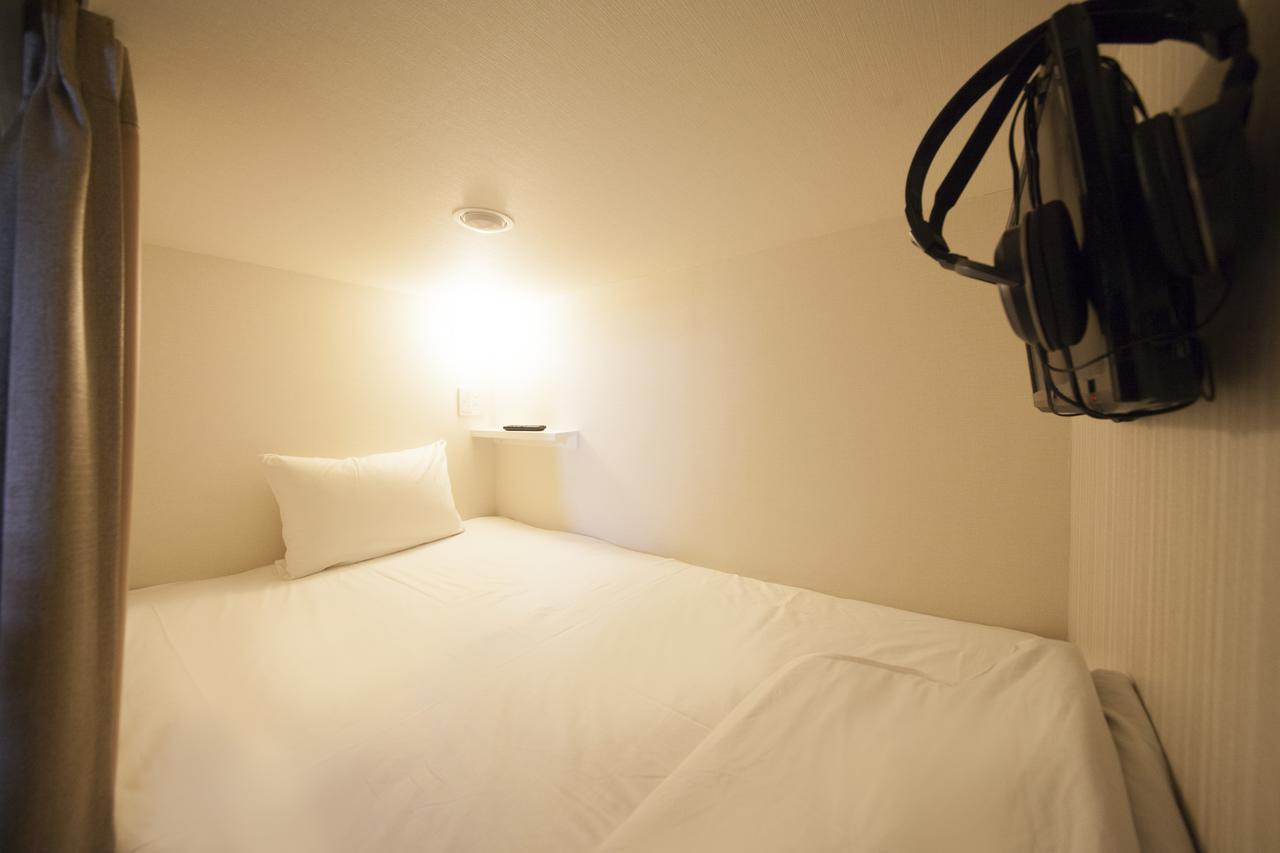 Ueno Station Hostel Oriental 1 Male Only Токио Экстерьер фото