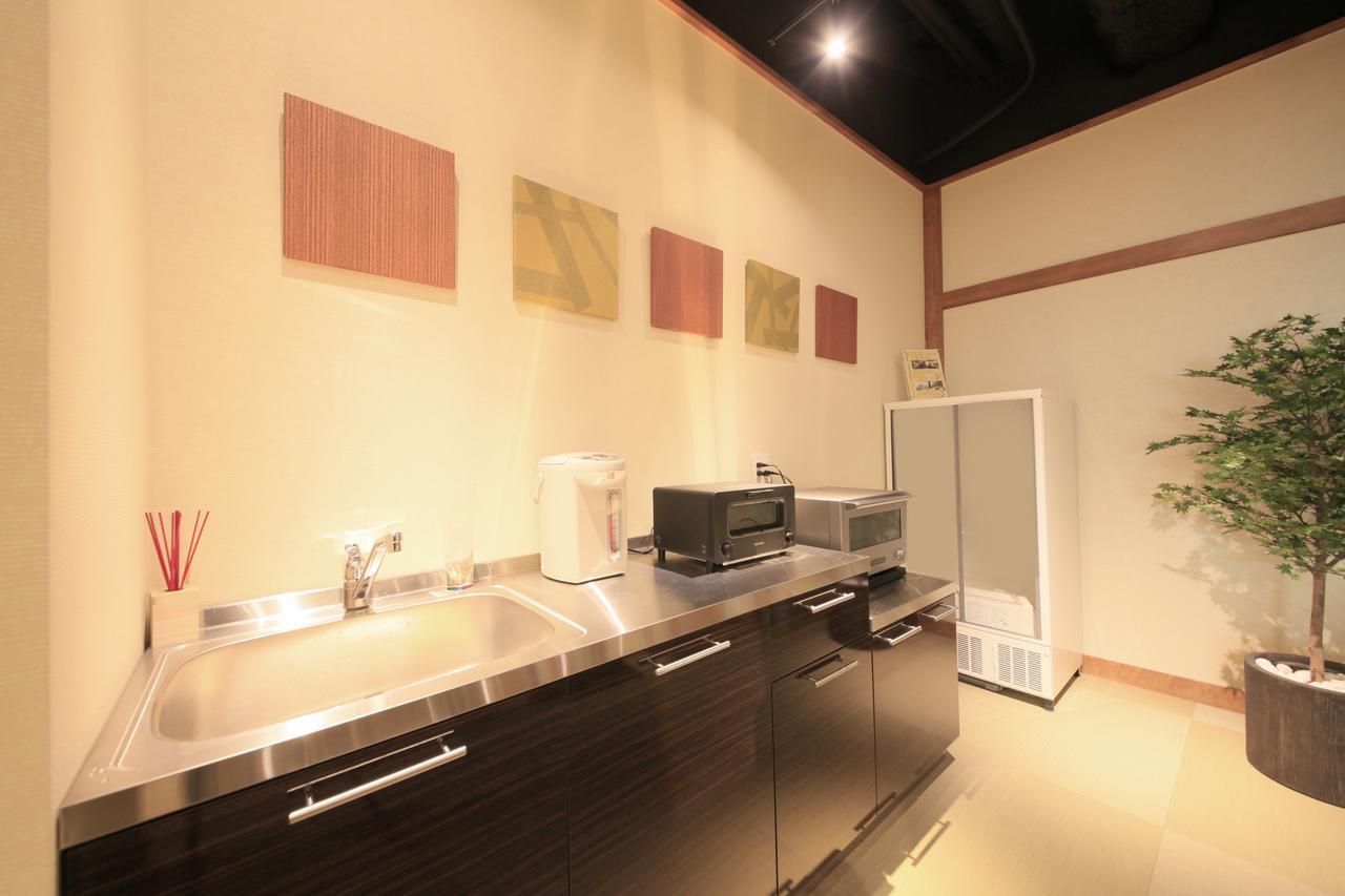 Ueno Station Hostel Oriental 1 Male Only Токио Экстерьер фото